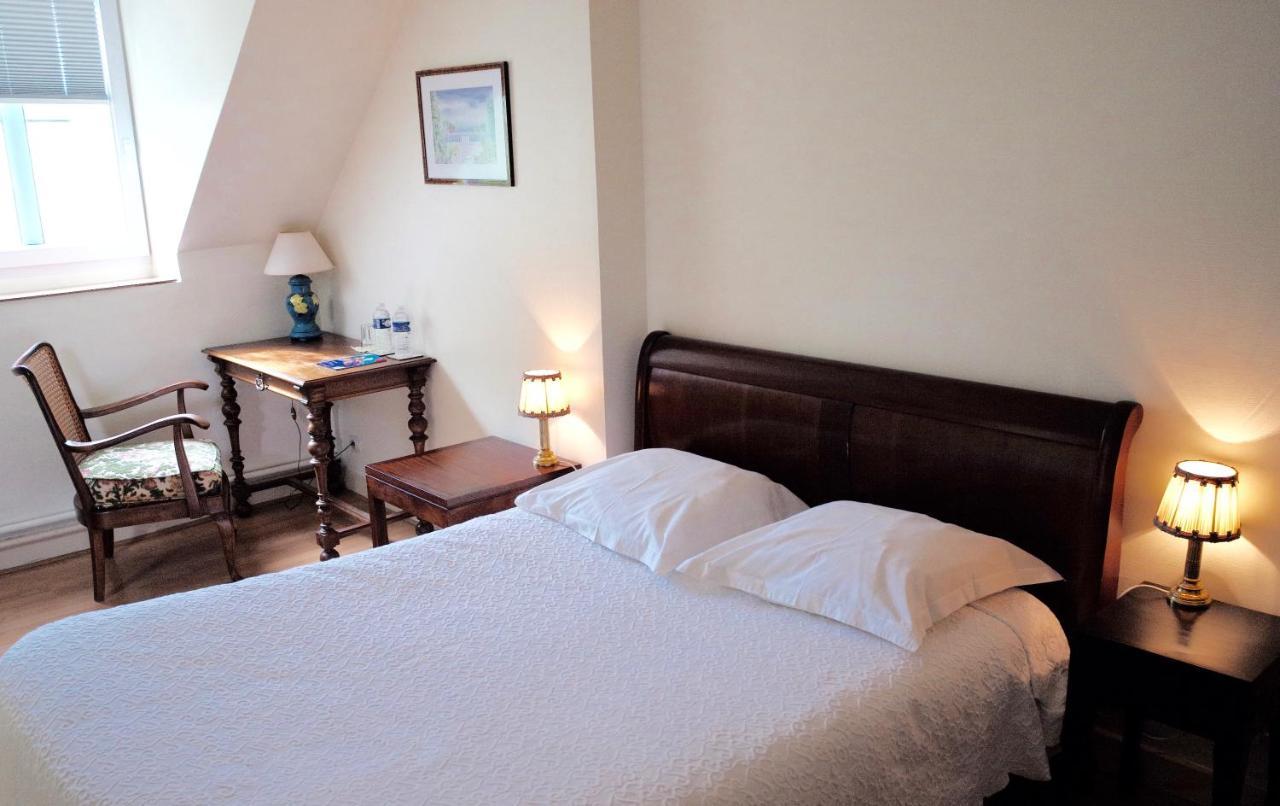 Les Crepinieres Bed & Breakfast Chartres Exterior photo