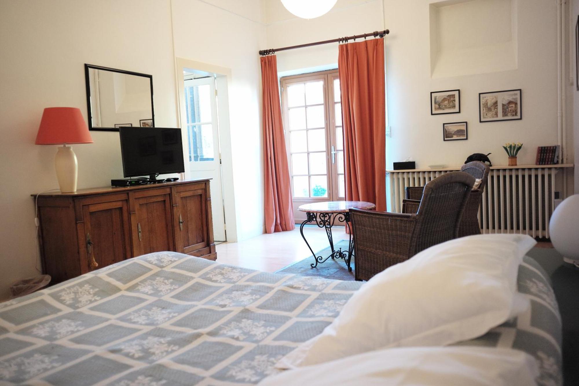Les Crepinieres Bed & Breakfast Chartres Exterior photo
